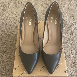 Mix No. 6 M6-DANYAH-C Black Stella Napa PU 7.5M